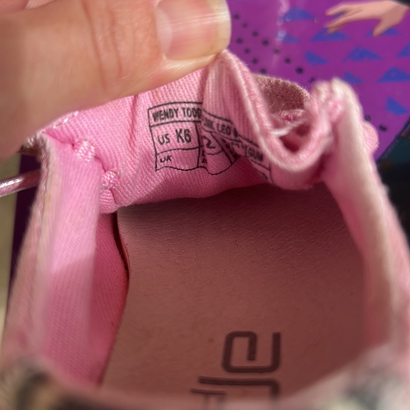 Hey dude In a Pretty Pink - Picture 3 of 3